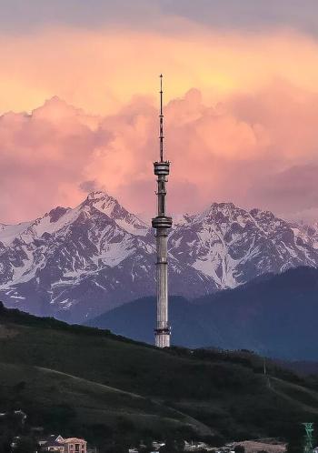 В делах поспешно, упруго, сжато